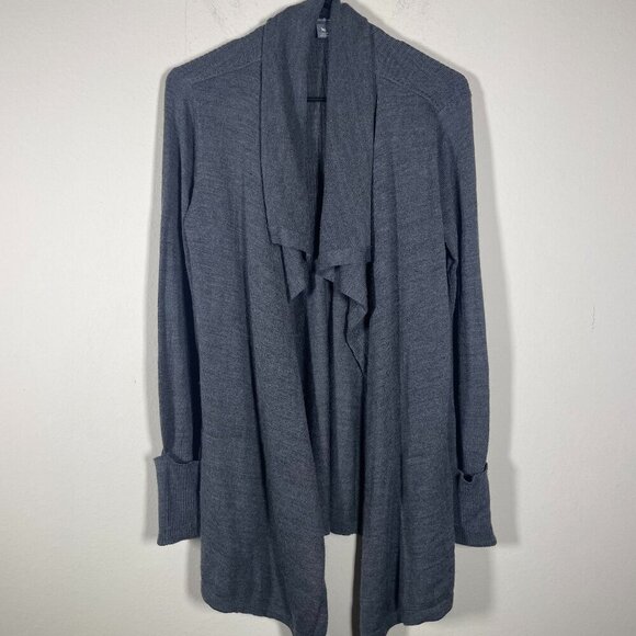 Eddie Bauer Women's LS Gray Merino Wool Blend Cardigan Sweater Small! - Picture 1 of 5